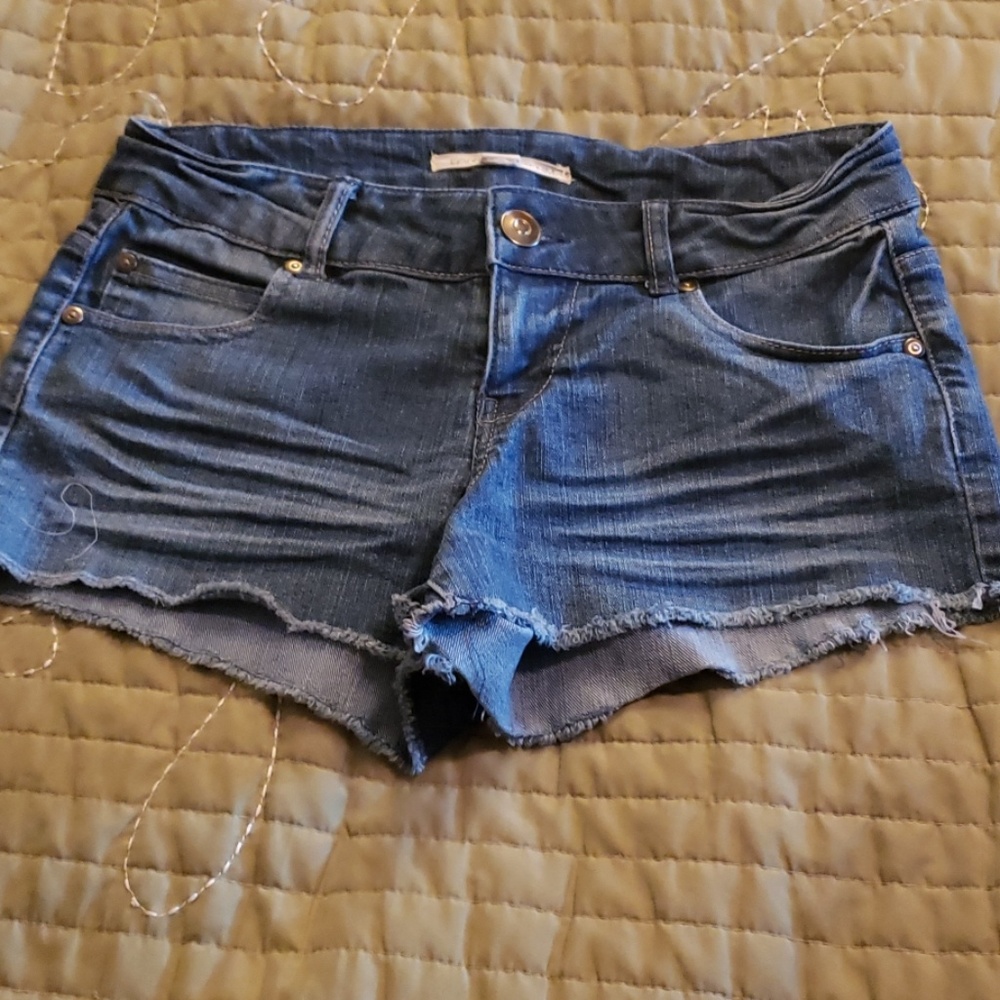 Forever 21 denim short shorts